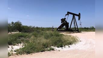 Buffett's Berkshire helps bankroll Occidental's $38 billion bid for Anadarko