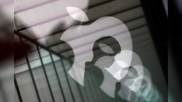 Apple buybacks weigh on drive towards $1 trillion value