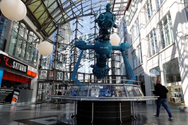 Less to lose: Germany's poorer East embraces tech revolution Less to lose: Germany’s poorer East embraces tech revolution