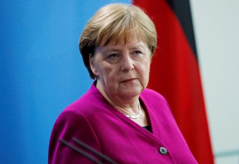 Merkels heir apparent denies pressuring German chancellor to resign
