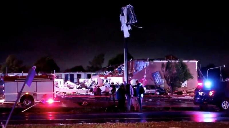 Rescuers search for survivors after Oklahoma tornado kills at least two