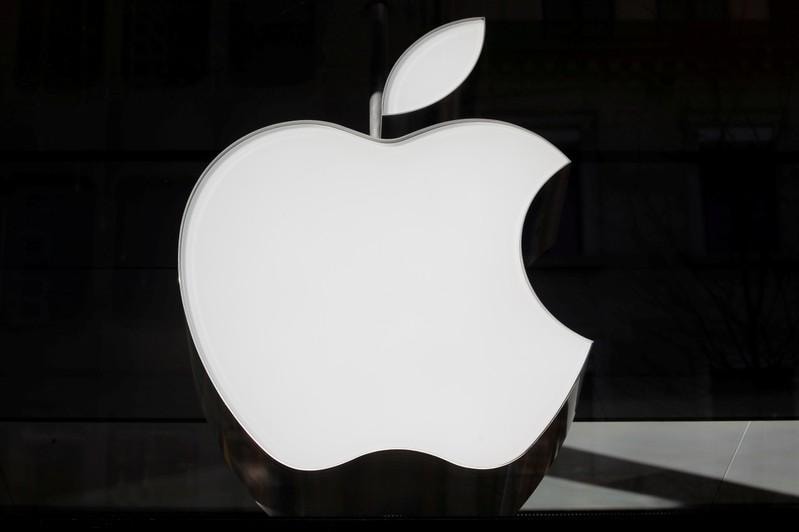 Apple defends App Store amid mounting criticism