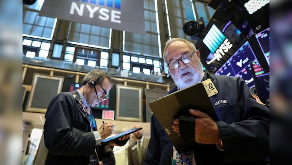 Equities advance after week-long selloff, bond yields steady