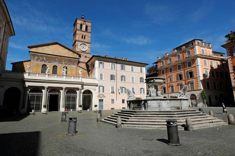 Italy tops 30000 coronavirus deaths new cases edge down