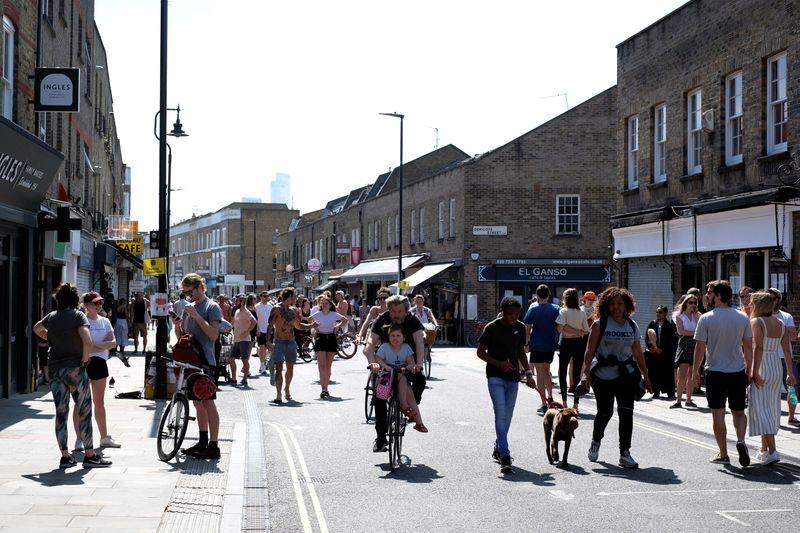UK commuters face cycling or walking to work once lockdown is eased UK commuters face cycling or walking to work once lockdown is eased