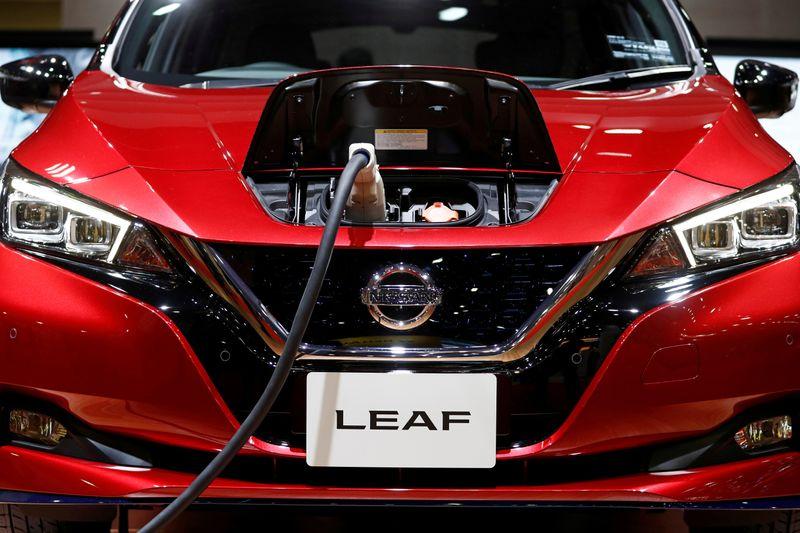 Nissan to set out survival plan after expected annual loss