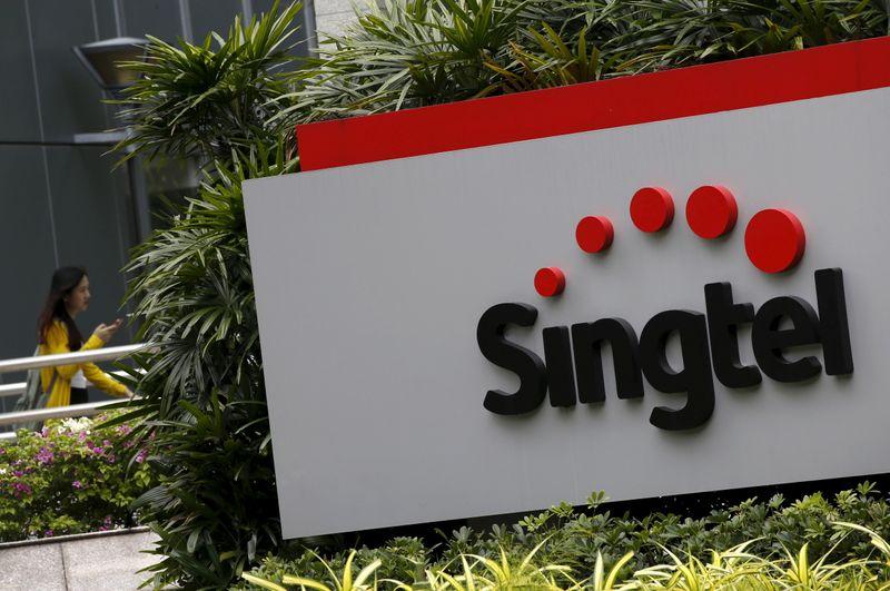 Singtel's annual profit plunges 65% on Bharti Airtel snag Singtel's annual profit plunges 65% on Bharti Airtel snag