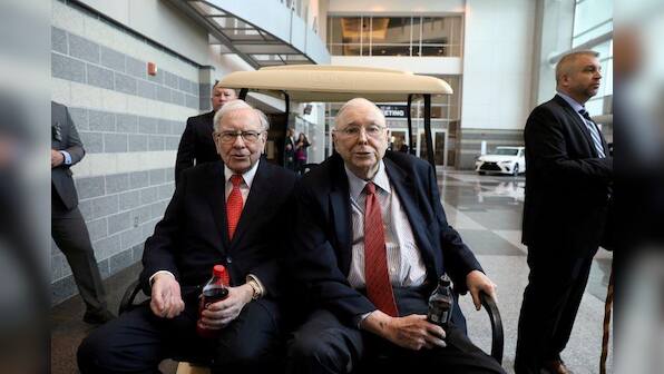 Broker Robinhood upbraids Buffett over casino comparison