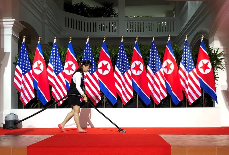Trump Kim launch historic Singapore summit with a handshake