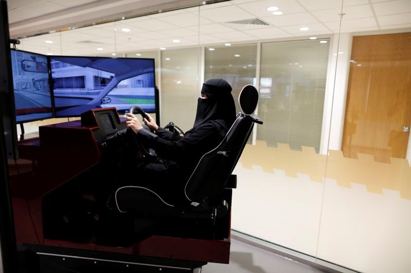 Saudi Arabia's women drivers get ready to steer their lives Saudi Arabia's women drivers get ready to steer their lives