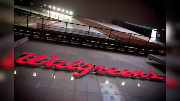 Walgreens plays down Amazon pharmacy entry, but investors spooked