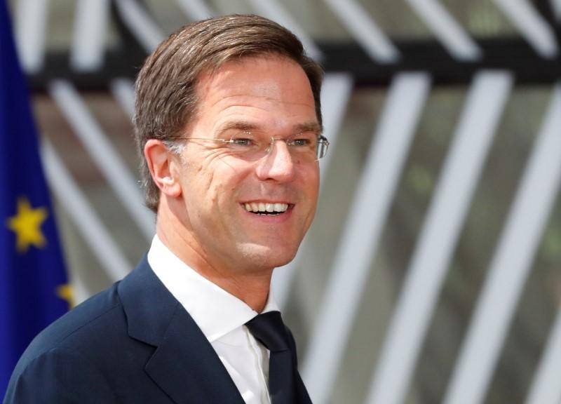 EU cuts migration deal after marathon talks, differences remain EU cuts migration deal after marathon talks, differences remain