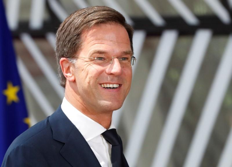 EU cuts migration deal after marathon talks, differences remain EU cuts migration deal after marathon talks, differences remain