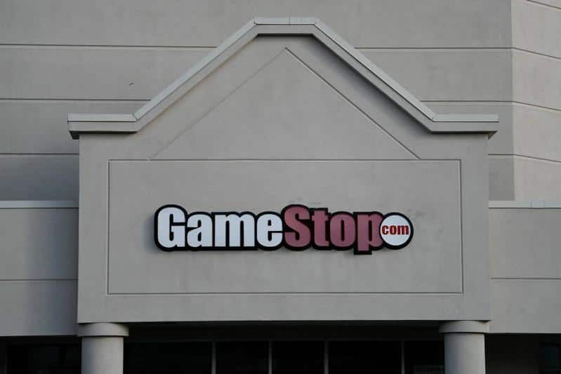 GameStop shares plunge 39%; analysts say 2019 could be challenging