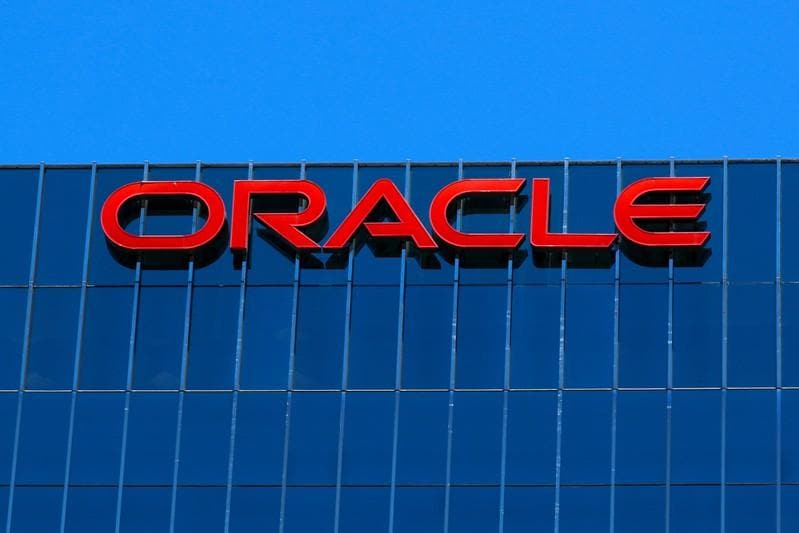 Oracle rises on strong quarterly forecast driven by licenses cloud services