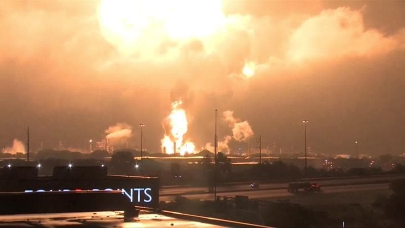 Unit at Philadelphia refinery completely destroyed in fire  sources