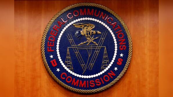 Chinese telecom firms urge FCC not to block U.S. operations