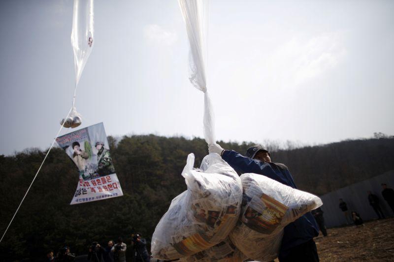 South Korea acts to stop defectors sending aid messages to North Korea