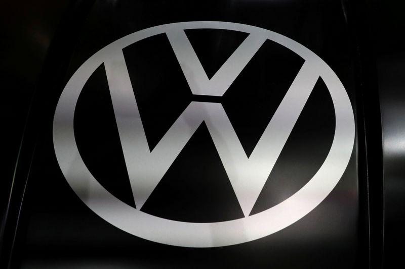 VW seeks opensource approach to refine car operating system