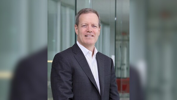 New 3M CEO seeks to develop or buy way to higher growth