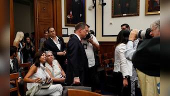 U.S. House Republicans face off with FBI agent at raucous hearing