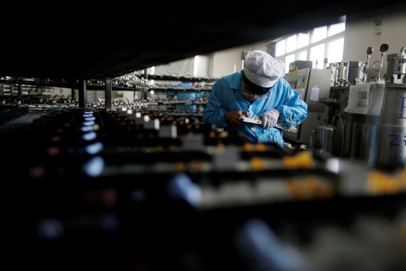 China July official factory PMI falls to 512 below expectations