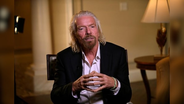 Richard Branson's Virgin Galactic to go public by year-end