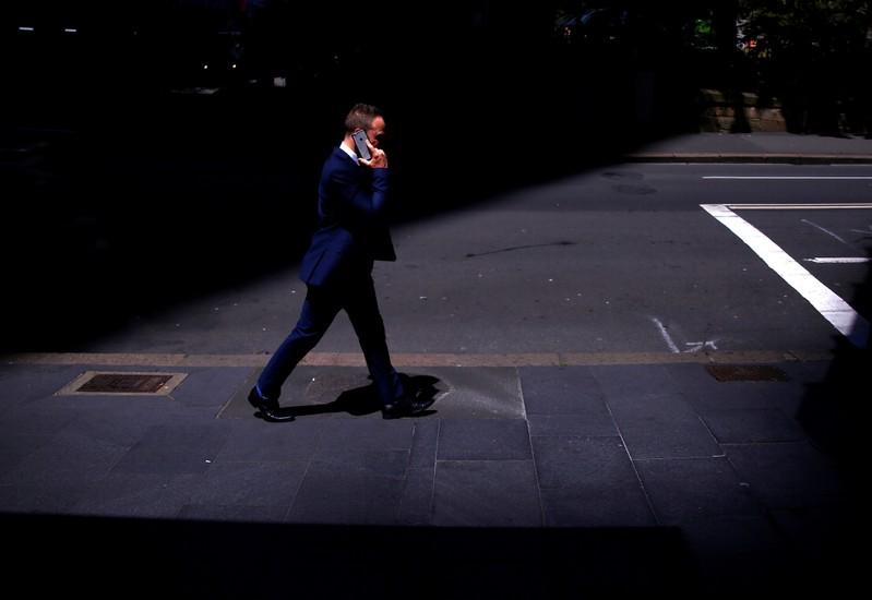 Australian financial watchdog proposes tighter terms for executive pay