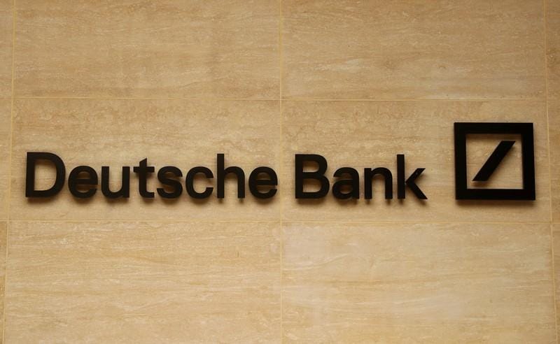 Exclusive Deutsche Banks problem derivatives cloud recovery  sources