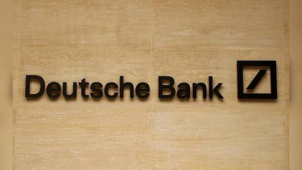 Exclusive: Deutsche Bank's problem derivatives cloud recovery - sources