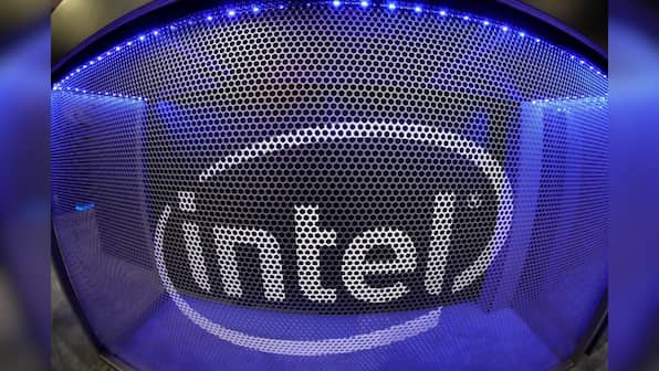 Intel beats profit, revenue estimates