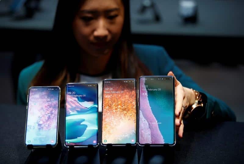 Samsung Elec second quarter profit down 56% as chip troubles persist