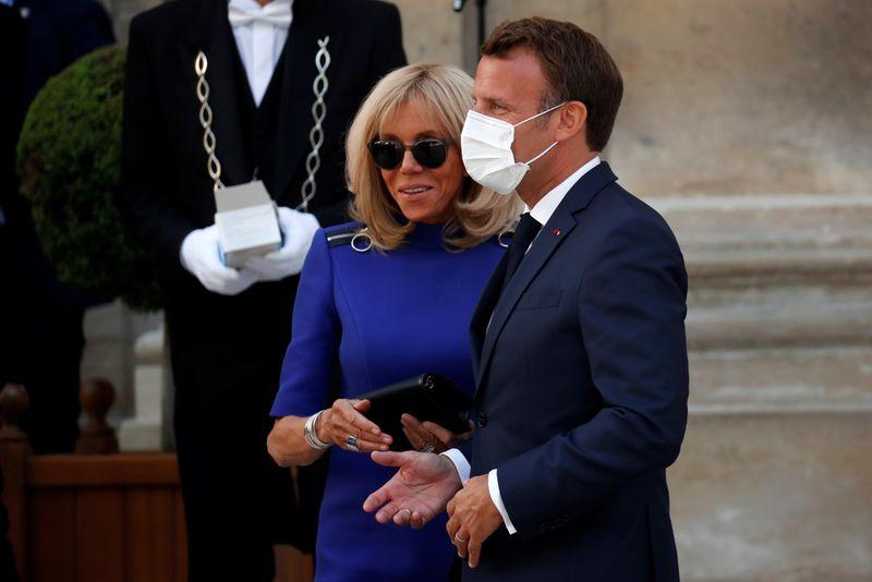 France to make masks compulsory in enclosed public places