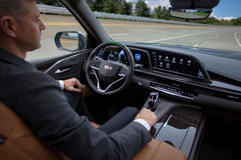 Hands free Automakers race to next level of not quite selfdriving cars
