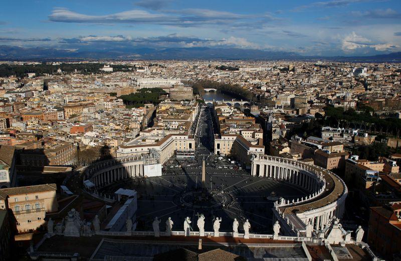 Vatican handbook on sex abuse cases urges reporting to authorities