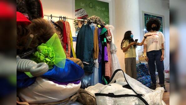 Egyptians struggle to return to work even as lockdown lifts