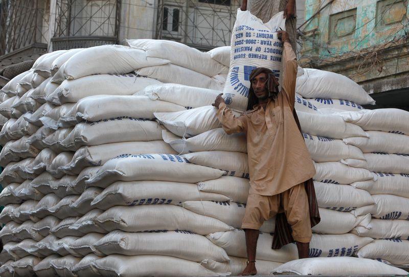 Pakistan to import 300000 tonnes of sugar finance ministry says