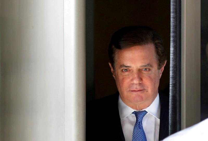 Manafort trial focus shifts to bank fraud as prosecutors near end of case