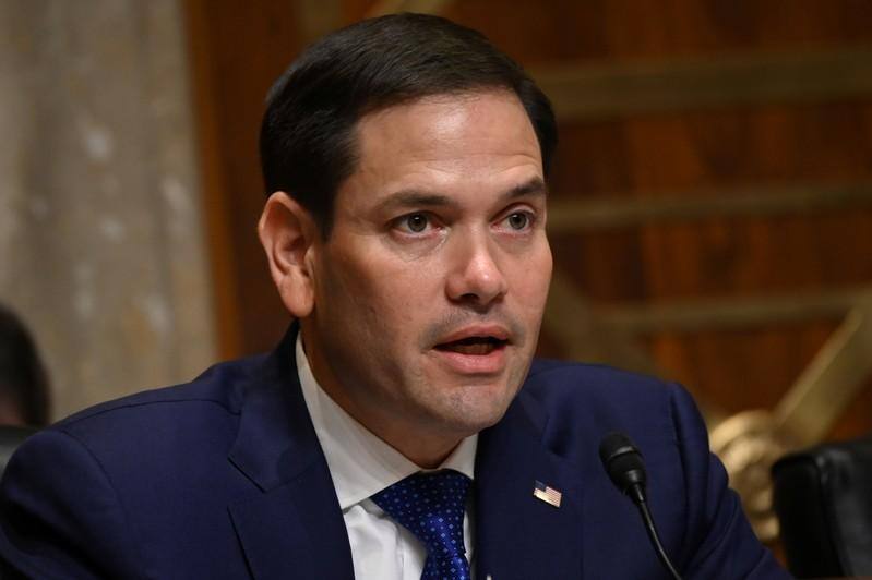 U.S. Senator Rubio urges Trump to bar exceptions to Huawei ban