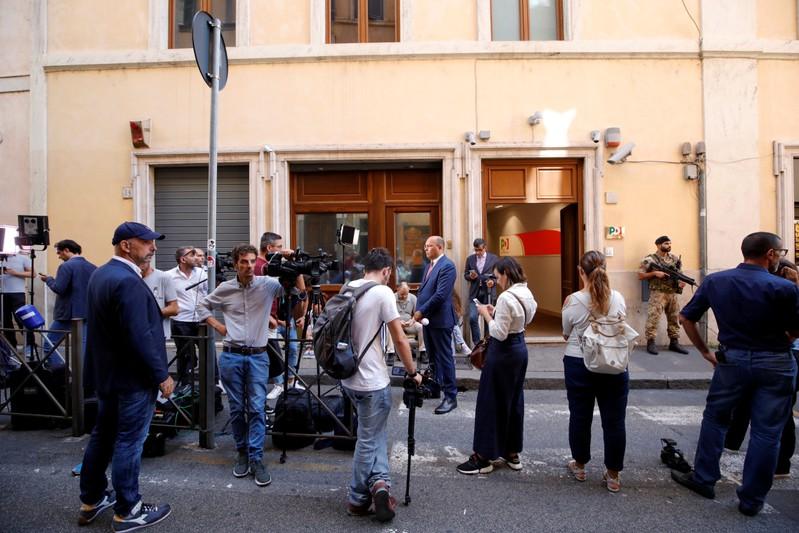 Italy inches toward new government as Trump backs Conte's return as PM Italy inches toward new government as Trump backs Conte's return as PM