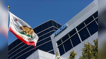 U.S. judge rules for Regeneron, Sanofi in Amgen cholesterol drug patent fight