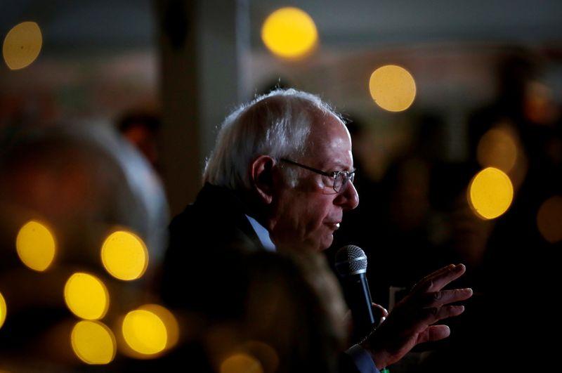 Auto union Sanders clash ahead of Democratic convention
