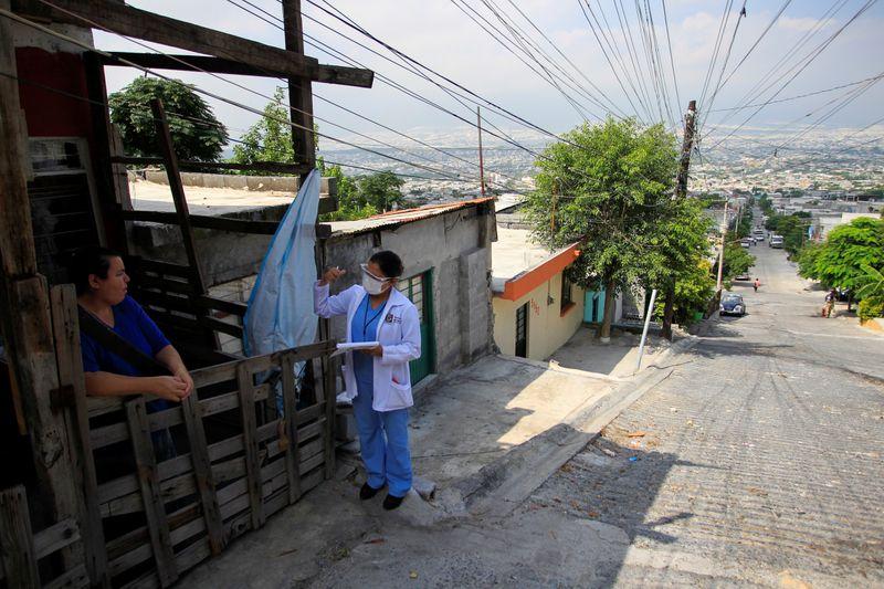 Mexicos coronavirus death toll passes 53000 mark