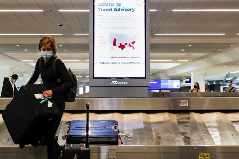 Hospitals expats blast Trump plan to block US citizens over coronavirus