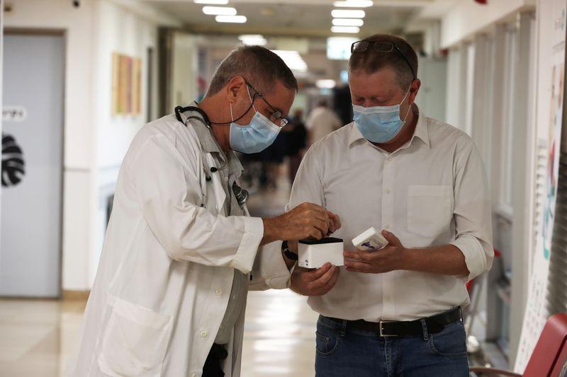 Israeli hospital trials super-quick saliva test for COVID-19 Israeli hospital trials super-quick saliva test for COVID-19