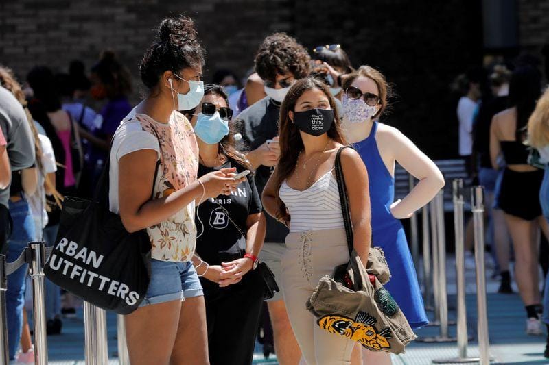 US students line up for coronavirus testing as universities open