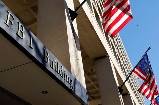 Ex-FBI attorney pleads guilty to doctoring email in Trump Russia probe Ex-FBI attorney pleads guilty to doctoring email in Trump Russia probe