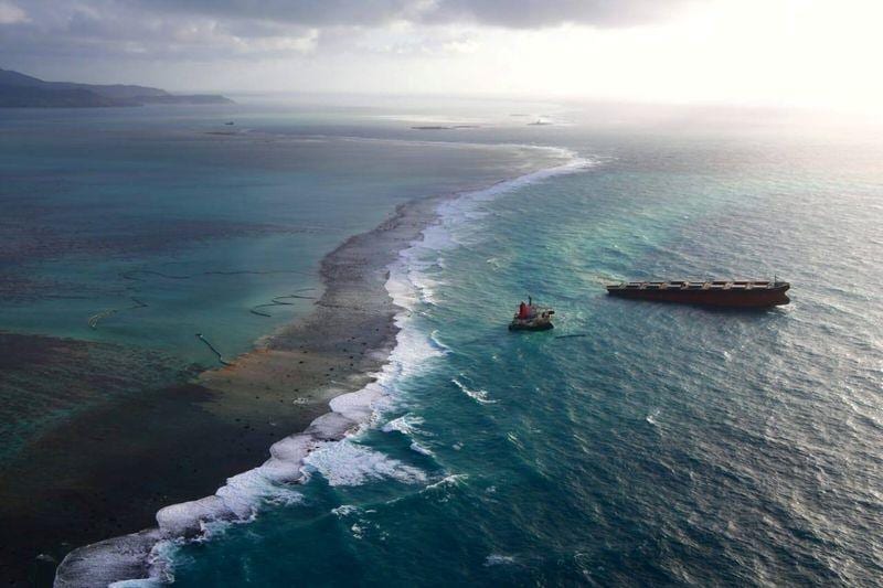 Mauritius starts to scuttle Japanese oilspill vessel