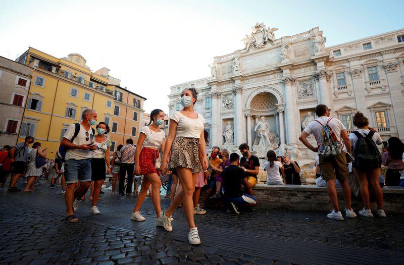 Italy tops 1000 daily coronavirus cases for first time since May