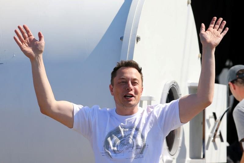 Musk says Tesla now in quotdelivery logistics hellquot